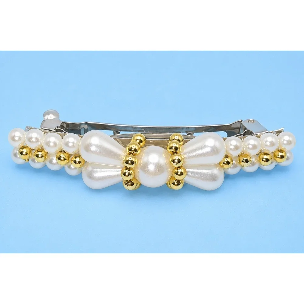 Vintage Unbranded Plastic Pearl And Gold Bead Hair Clip Barrette ‎ -536